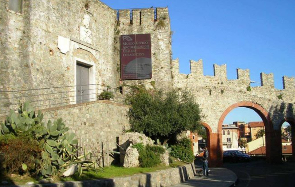Castello San Giorgio, Italy